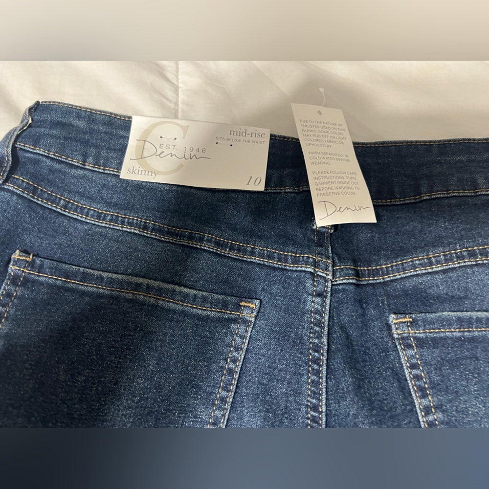 Embellished Blue Jeans - Picture 6 of 7